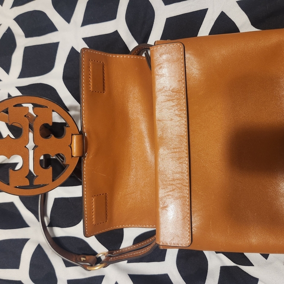 Tory Burch Luggage Color Leather Crossbody Bag - Picture 13 of 16